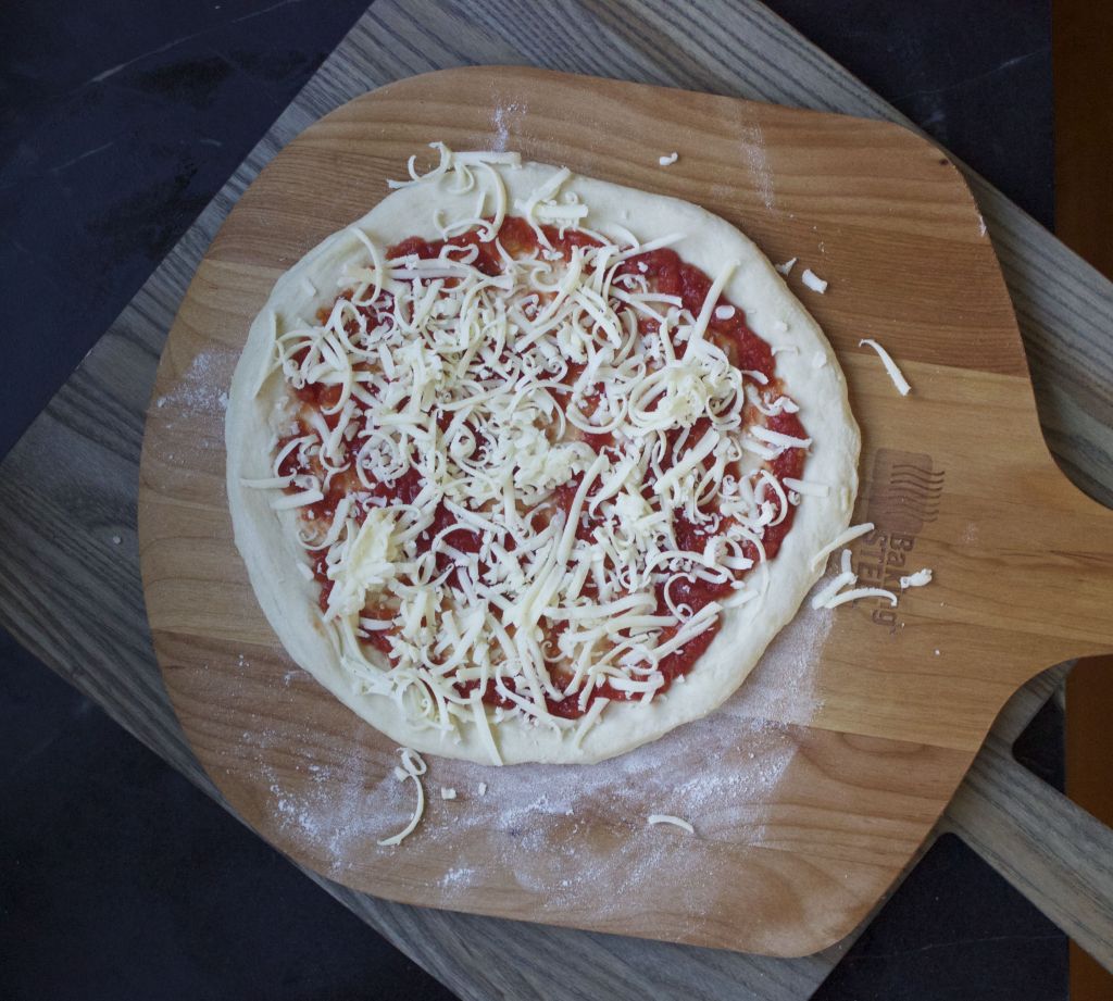 Uncooked Cheese & Tomato Pizza