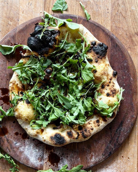Arugula and Caramelized Onion Pizza Recipe - Baking Steel ®