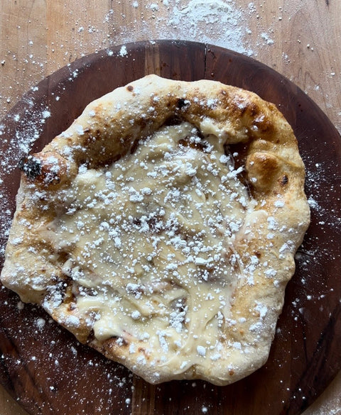 Extra Sweet Cinnamon Roll Pizza Recipe - Baking Steel ®