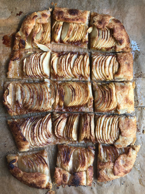 Simple Apple Slab Pie Recipe