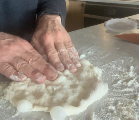 How to Make Easy 24-Hour Pizza Dough (Your Weeknight Secret Weapon)