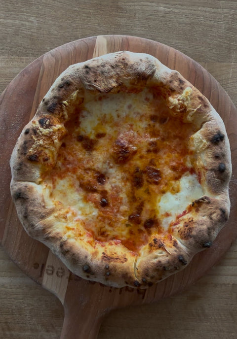 How to Make Stuffed Crust Pizza at Home