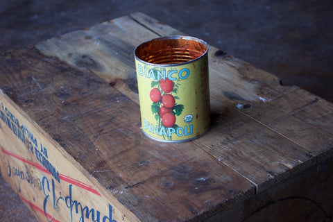 Bianco Dinapoli crushed tomatoes for Baking Steel